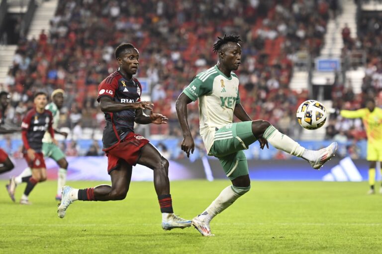 Le Toronto FC s'impose 2-1 contre l'Austin FC et obtient trois points indispensables dans sa course aux éliminatoires de la MLS