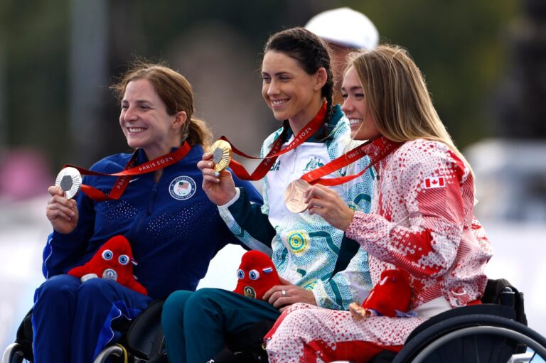 Leanne Taylor, de Winnipeg, remporte le bronze au triathlon paralympique, mais Stefan Daniel est dévasté