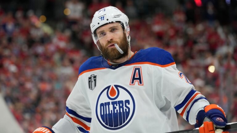 Leon Draisaitl signe le plus gros contrat de la LNH et déclare qu'il veut être un « Oiler à vie »