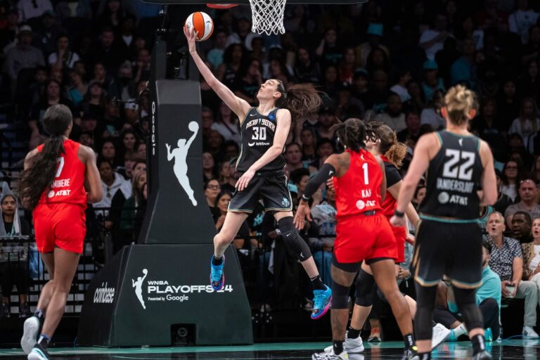 Leonie Fiebich de Liberty marque 21 points, un sommet en carrière, lors d'une victoire écrasante lors du premier match contre Dream