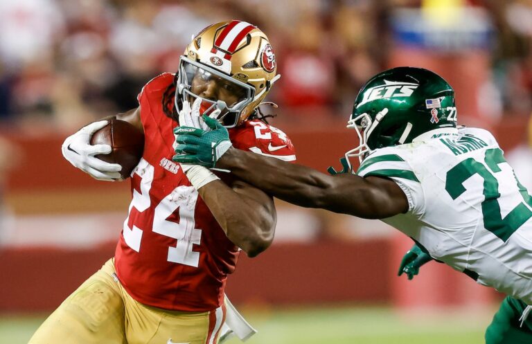Les 49ers gâchent le retour d'Aaron Rodgers avec une victoire 32-19 sur les Jets