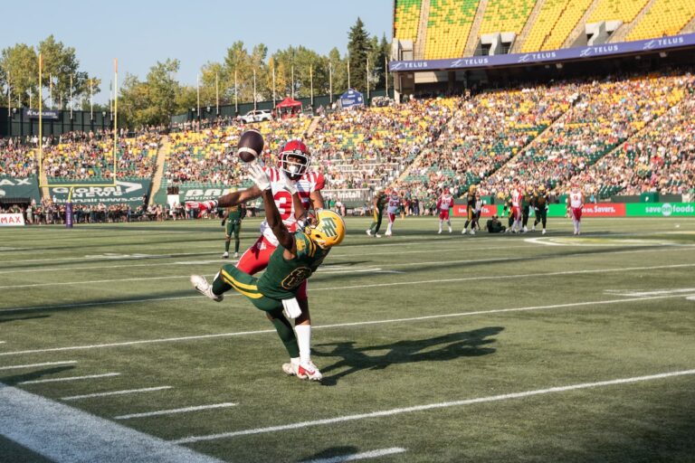 Les Elks d'Edmonton battent les Stampeders de Calgary 37-16 et s'échappent du sous-sol de la division Ouest