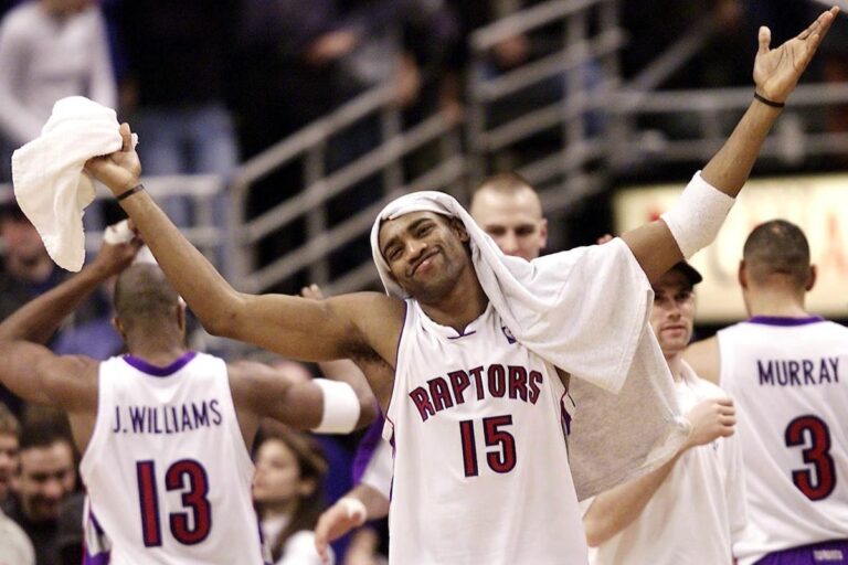 Les Raptors de Toronto confirment leur intention de retirer le numéro 15 de Vince Carter