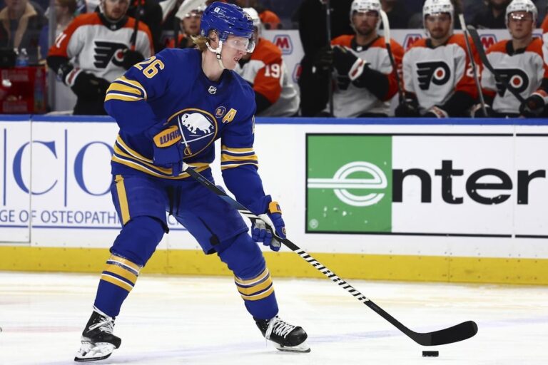 L'évolution de Rasmus Dahlin en tant que leader des Sabres se poursuit avec le défenseur qui organise un camp d'été en Suisse