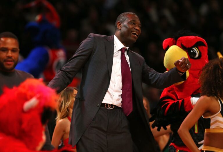 Masai Ujiri rend un hommage en larmes à la légende de la NBA, Dikembe Mutombo