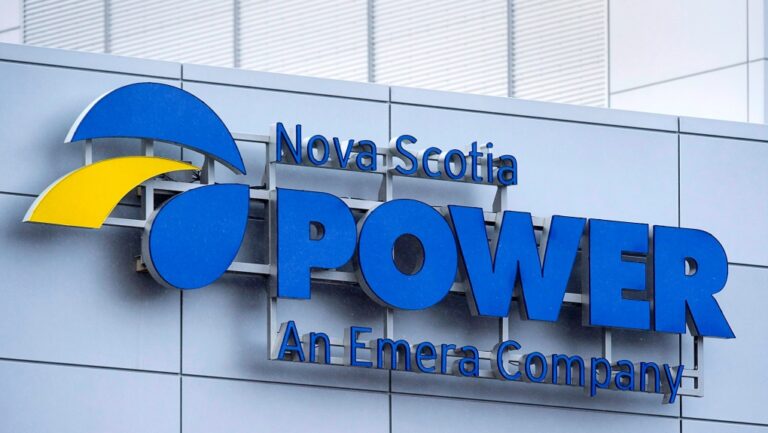 Ottawa finalise un plan de sauvetage de 500 millions de dollars à Nova Scotia Power pour contrôler les tarifs
