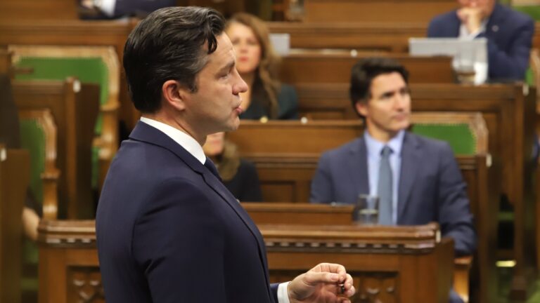 Poilievre aura sa première chance de renverser le gouvernement Trudeau la semaine prochaine