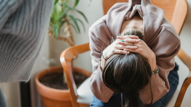 Neighbours are advised to avoid tensions from escalating by communicating with each other first. (Pexels)