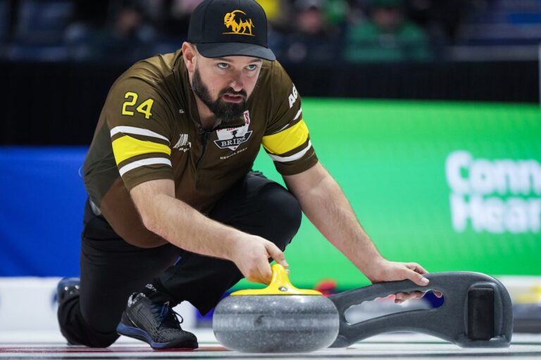 Reid Carruthers vise un troisième titre consécutif lors de la troisième édition du PointsBet Invitational de curling