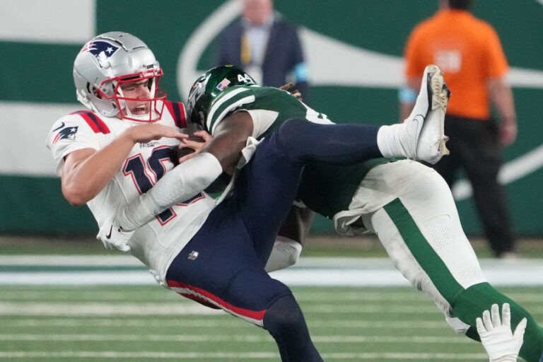 Rodgers brille lors de son premier départ à domicile depuis sa blessure et mène les Jets à une victoire de 24-3 contre les Patriots