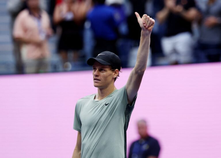 Sinner atteint la finale masculine de l'US Open en battant Jack Draper après que les deux aient eu besoin d'une aide médicale