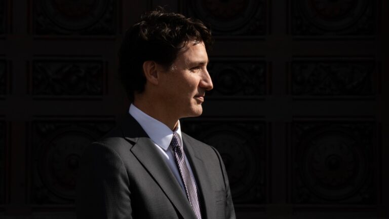 Trudeau dit qu'il « attend toujours » le plan du premier ministre du Québec sur l'immigration temporaire