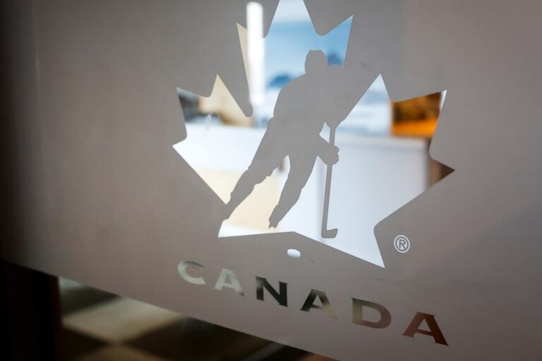 Un panel indépendant ajourne l'appel de cinq anciens joueurs canadiens juniors jusqu'à la fin du procès criminel