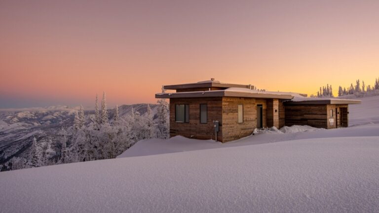 Powder Mountain is set to become the latest art world destination, and its exclusive residential communities will have access to a number of new wellness programs. Its first neighbourhood features 39 homes. (Paul Bundy via CNN Newsource)