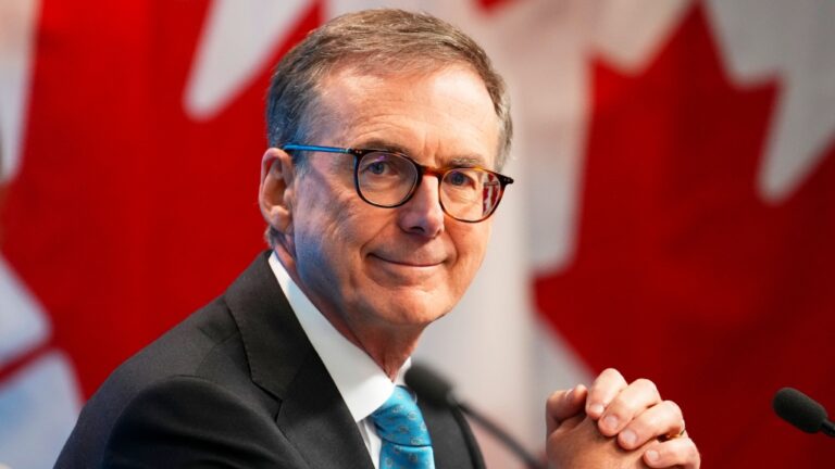« Les Canadiens peuvent pousser un soupir de soulagement » : le gouverneur de la Banque du Canada parle de la réduction des taux d'intérêt