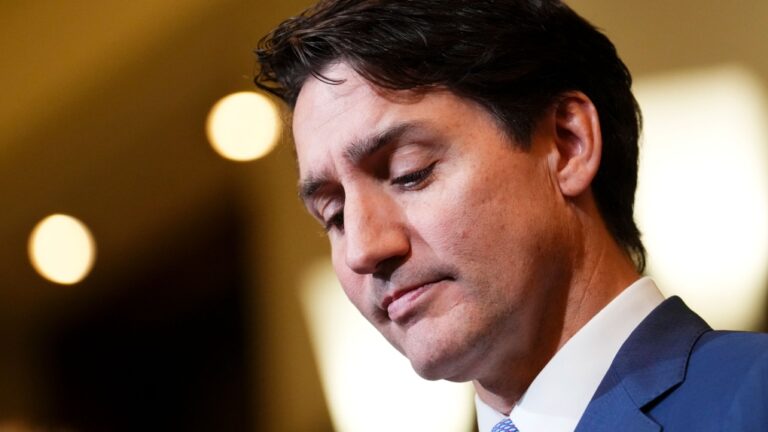 « Il est temps de clarifier les choses » : certains députés libéraux veulent un vote secret sur la direction de Trudeau