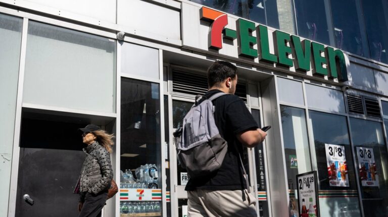 7-Eleven ferme plus de 400 emplacements