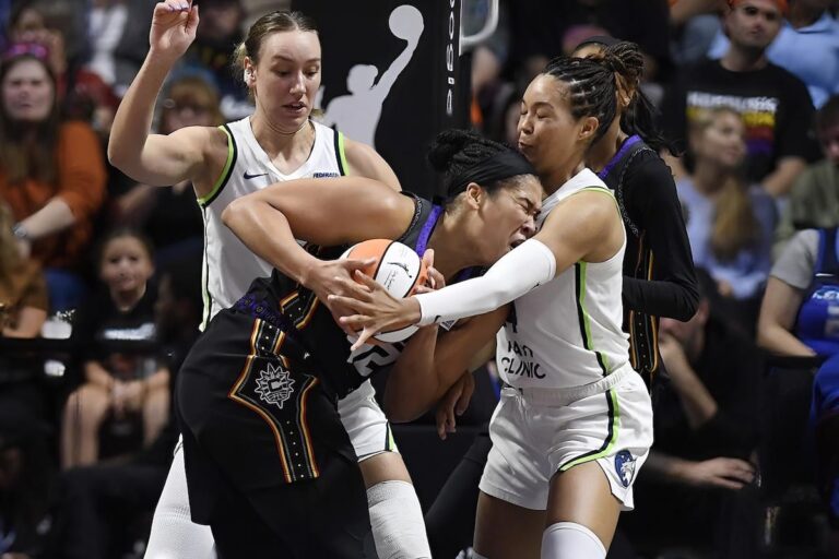 Alyssa Thomas aide le Connecticut Sun à forcer le cinquième match avec une victoire de 92-82 contre les Lynx du Minnesota