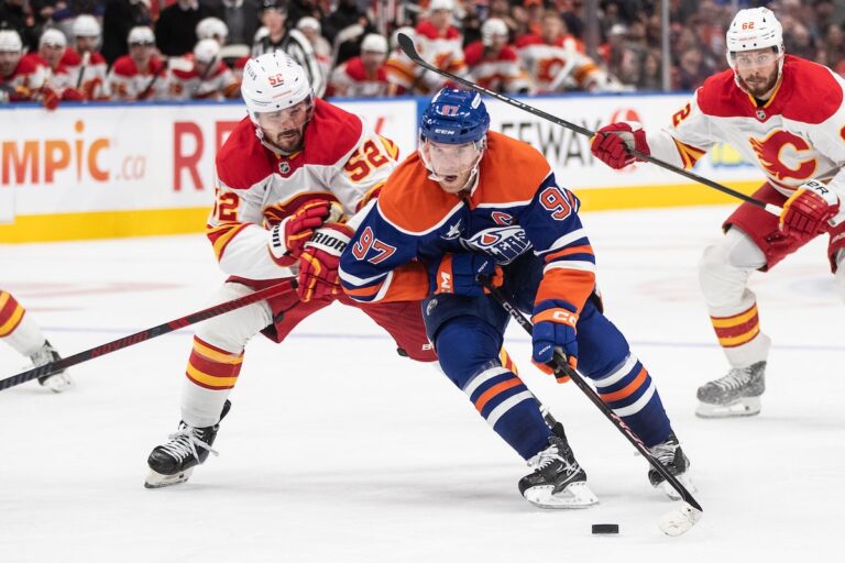 Avec Connor McDavid à la barre, les Oilers d'Edmonton 0-3 ne sont pas sur le point d'appuyer sur le bouton de panique