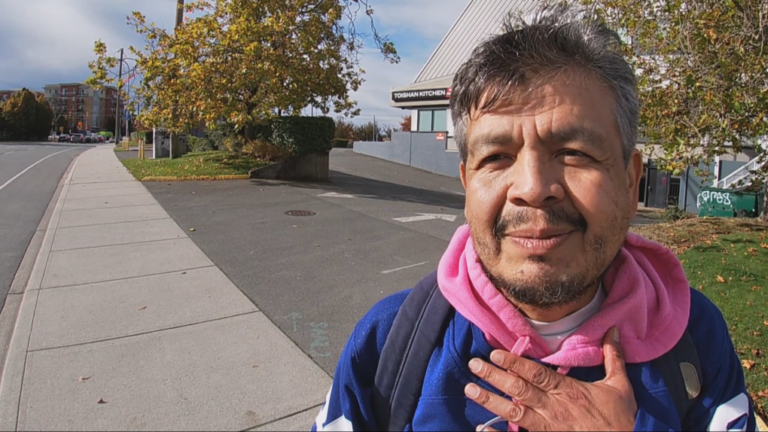 « C'est magnifique » : un homme de Colombie-Britannique invite des inconnus chez lui pour le dîner de Thanksgiving