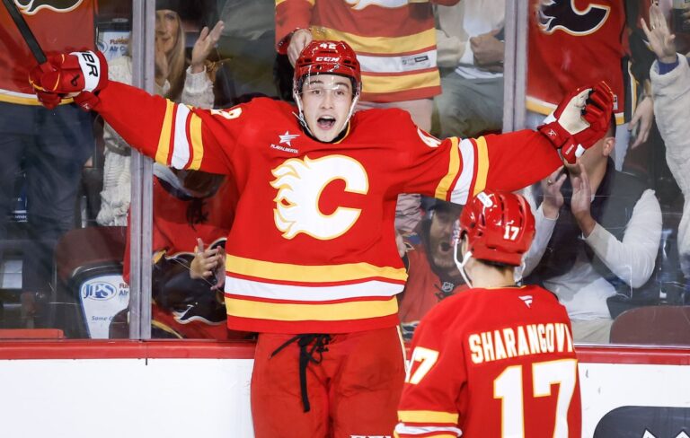 Honzek et Kadri aident les Flames à battre Kraken 4-3 en prolongation
