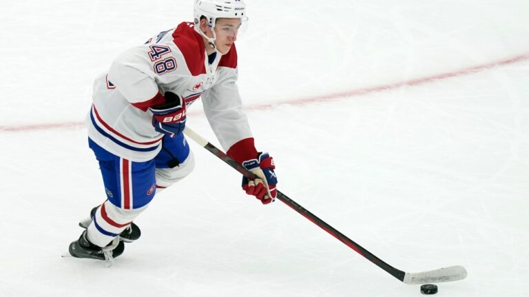 Kris Letang des Penguins se voit dans la recrue des Canadiens Lane Hutson