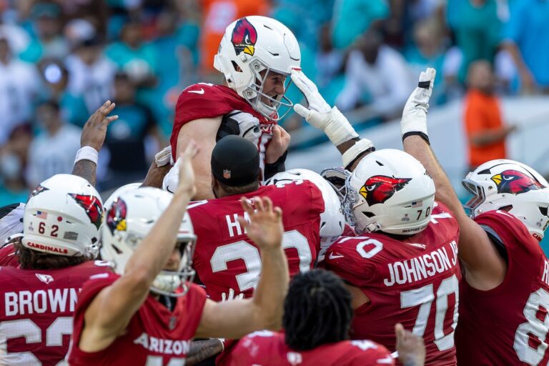 Kyler Murray rallie les Cardinals pour une victoire serrée de 28-27 contre les Dolphins au retour de Tua Tagovailoa