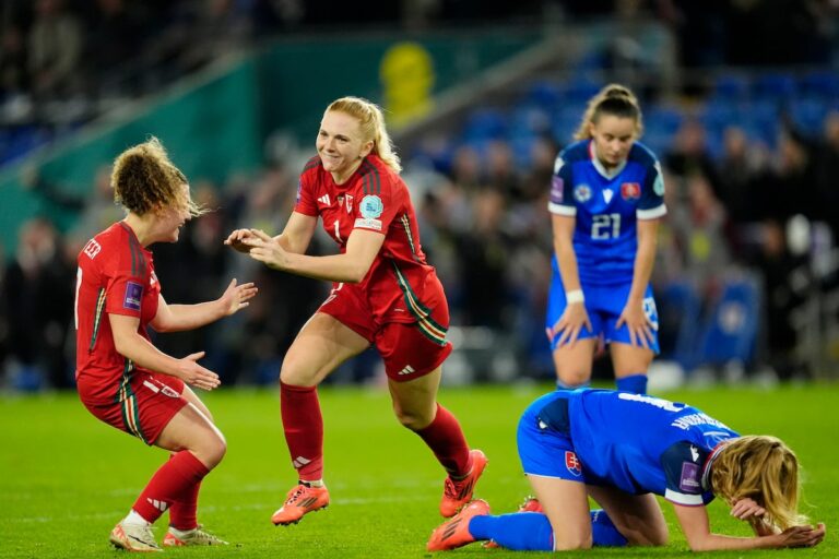 L'UEFA s'engage à consacrer 1,5 milliard de dollars au football féminin pour développer ce sport en Europe