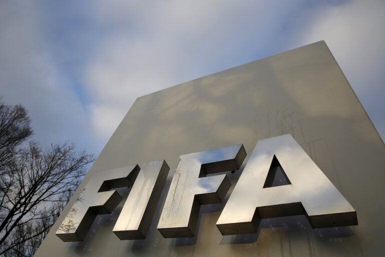 La plus haute juridiction de l'UE déclare que certaines règles de la FIFA sur le transfert de joueurs enfreignent le droit européen