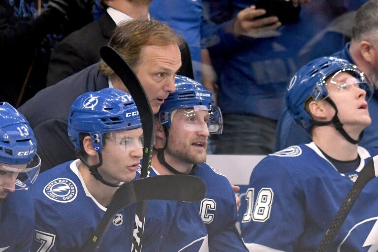 Le Lightning de Tampa Bay s'installe après Steven Stamkos