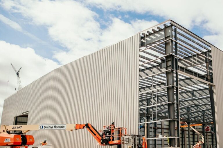Le constructeur de la raffinerie de Temiskaming obtient des fonds pour la reprise des travaux