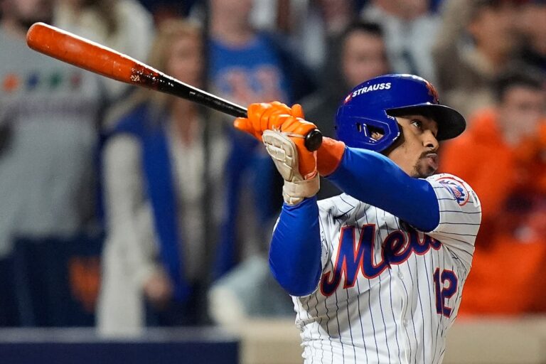 Le grand chelem de Lindor envoie les Mets en NLCS avec une victoire 4-1 contre les Phillies lors du quatrième match de la NLDS