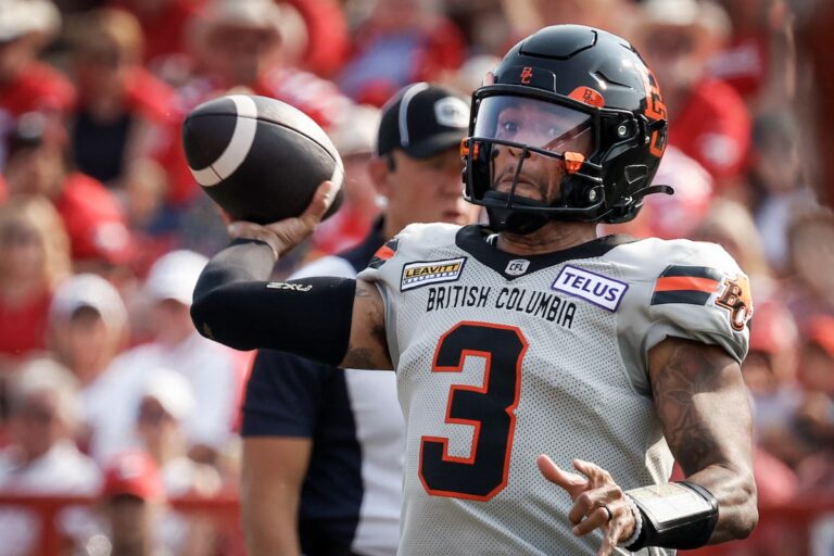 Le quart-arrière Adams et les Lions de la Colombie-Britannique cherchent à se relancer contre les Alouettes de Montréal, en tête de la ligue
