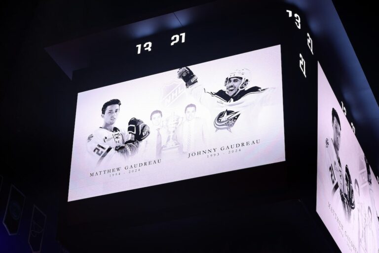 Les Blue Jackets joueront un match d'ouverture émouvant à domicile avec Johnny et Matthew Gaudreau en tête