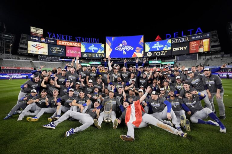 Les Dodgers ont battu les Yankees 7-6 pour remporter la Série mondiale en cinq matchs