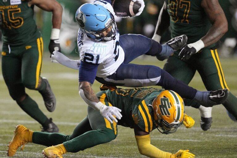 Les Elks terminent la saison avec un succès contre les Argos en prolongation