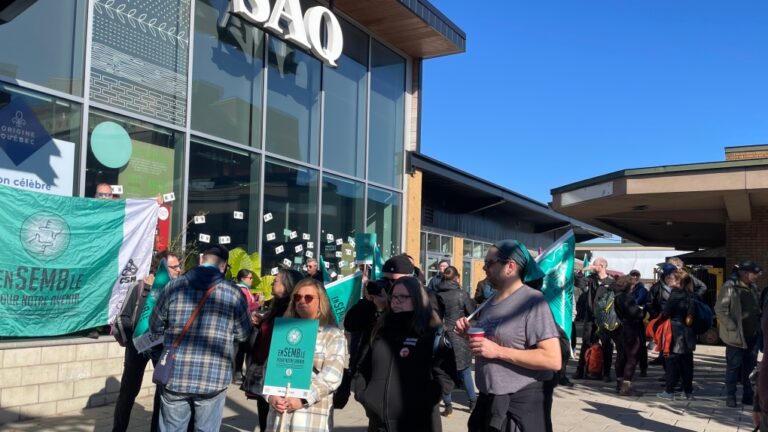 Les employés de la SAQ se retirent en pleine négociation