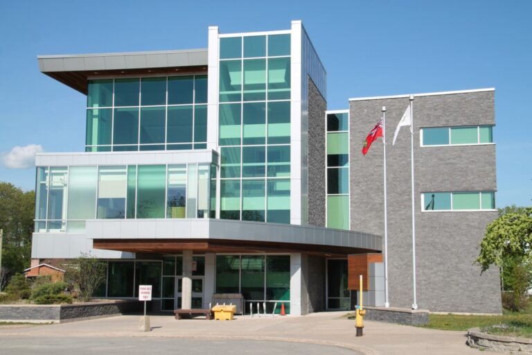 Les inscriptions au pays augmentent alors que le Sault College fait face au « refroidissement du marché » des étudiants internationaux