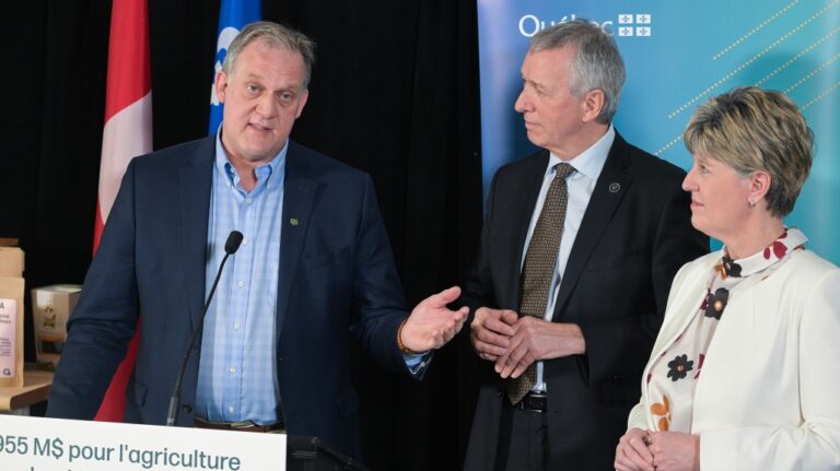 Les pertes de lait au Québec sont minimes, selon le syndicat