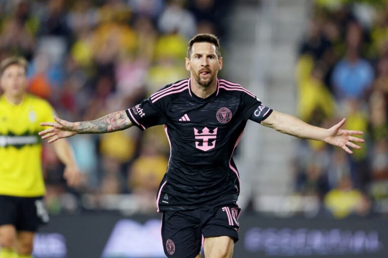 Messi manquant : avec son équipe en route pour Toronto, jouera-t-il ou non ?