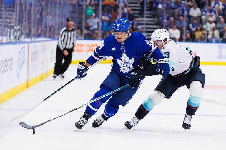 Nylander marque deux fois lors de la victoire 4-1 des Maple Leafs contre le Kraken