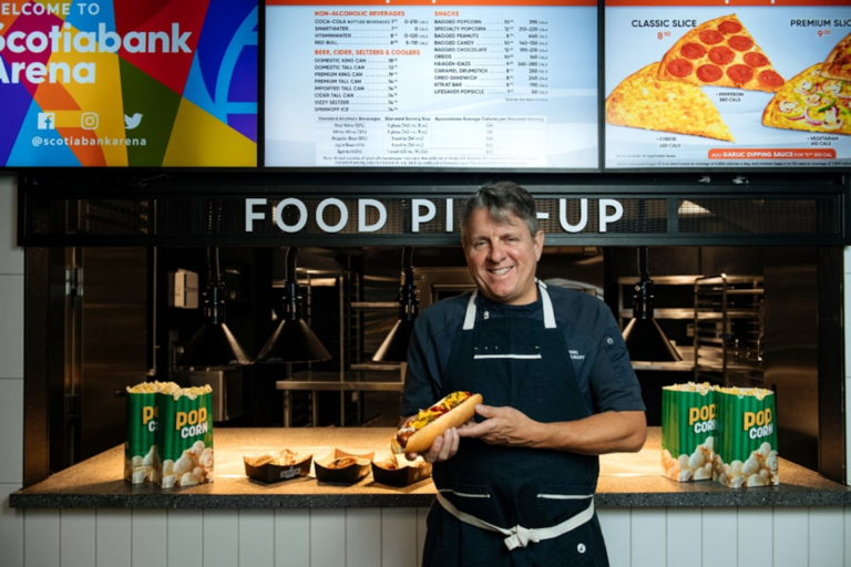 Pourquoi les repas dans les stades sont passés des hot-dogs à la haute cuisine