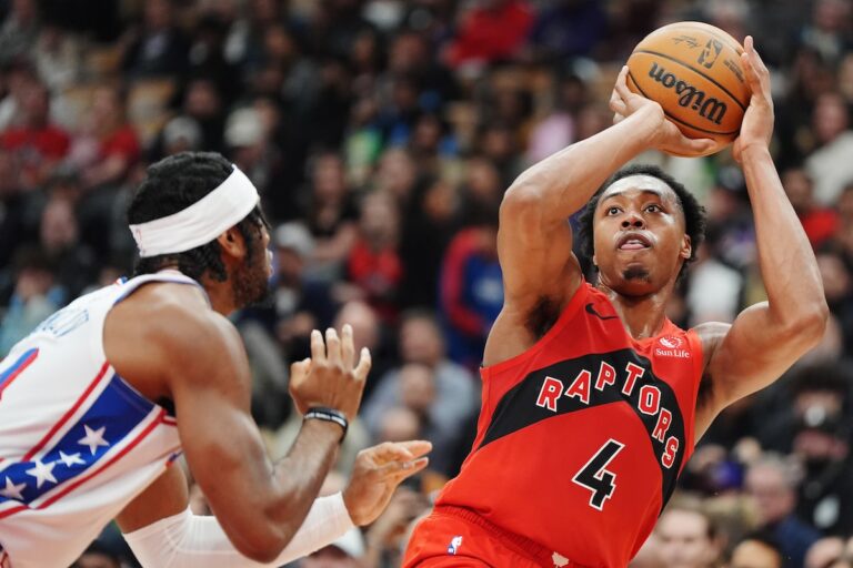 Scottie Barnes mène les Raptors devant les Sixers 115-107 ; Le banc de Toronto se mobilise