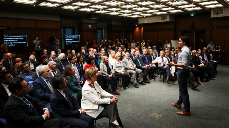 Trudeau affirme que les libéraux sont « forts et unis » malgré la dissidence du caucus