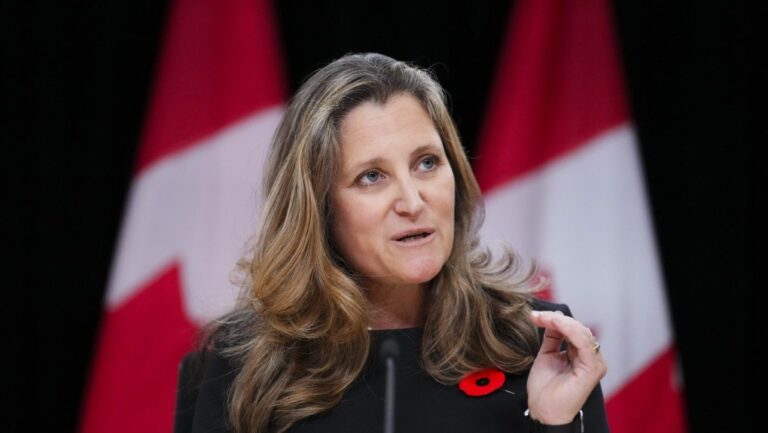 Freeland rallie un front uni avant le retour de Trump à la Maison Blanche