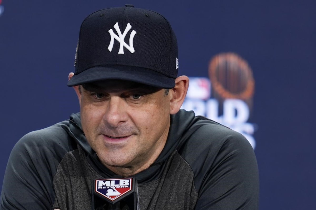 Aaron Boone reviendra pour une huitième saison en tant que manager des Yankees après que New York ait exercé son option 2025