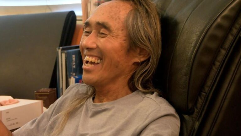 A Maui man who lost a part of his leg to a shark bite is now out of the hospital and he's thanking those who saved his life and helped him recover. (KITV via CNN Newsource)