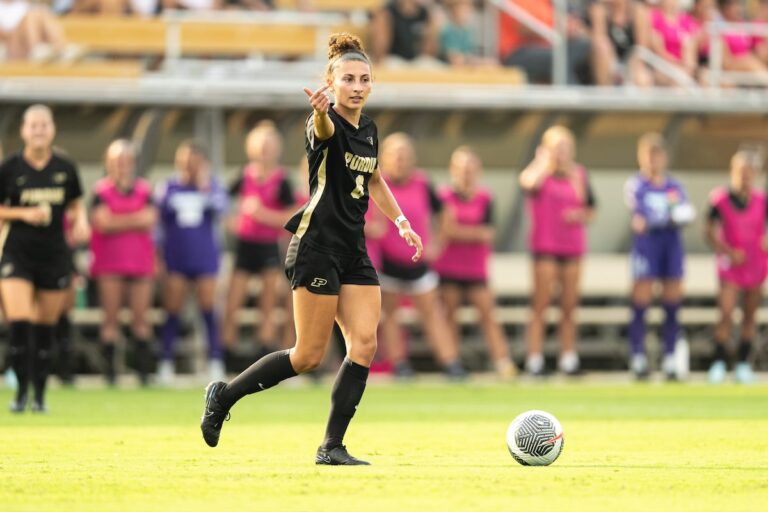 Cloey Uddenberg, la nouvelle milieu de terrain de l'AFC Toronto, a joué son rôle dans l'histoire du football canadien