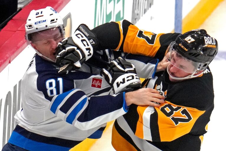 Connor a un but et une passe décisive alors que les Jets battent les Penguins 4-1