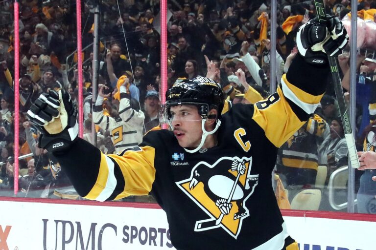 Crosby marque 2 buts pour mener les Penguins de Pittsburgh à une victoire 3-1 contre les Canadiens de Montréal